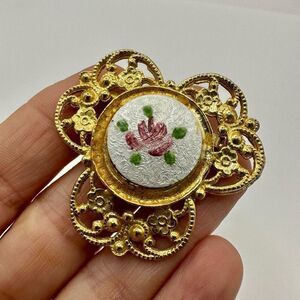 R.N.K Gold tone vintage floral brooch